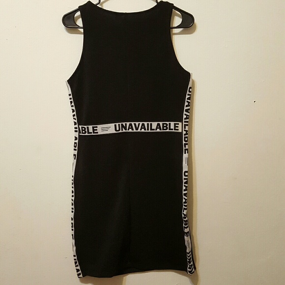 Dress - Picture 5 of 5